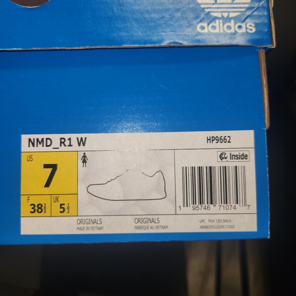 Adidas NMD -R1 - Picture 3 of 4